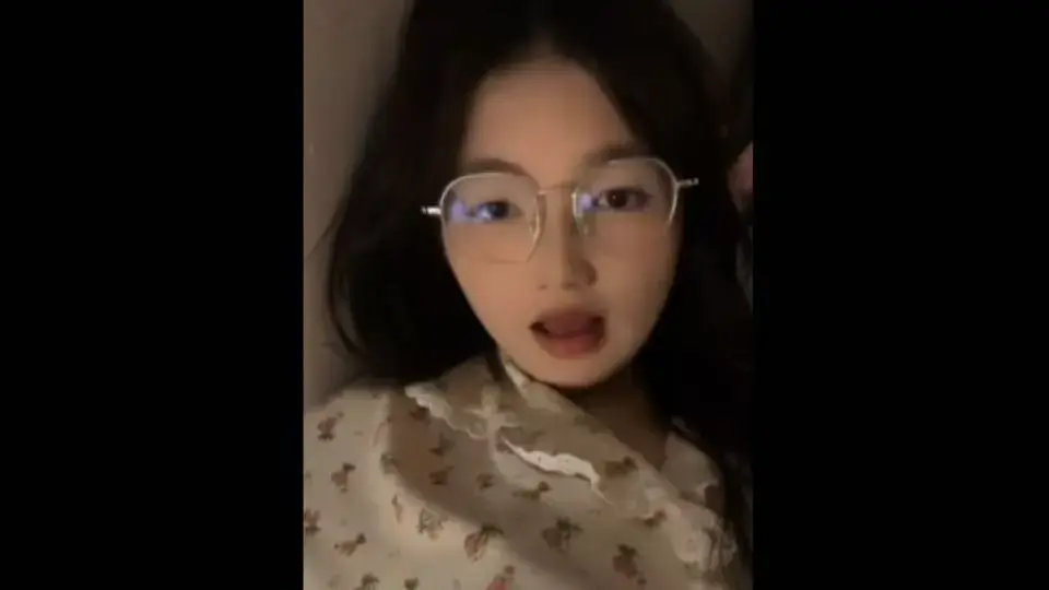 困困兔VLOG第二季-困困兔日常实录及闺蜜互动合集-《困困兔》4K无删减高清完整版资源持续有效-VS影院