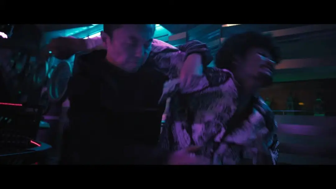 《火遮眼》谢苗主演硬核大片 HD1080P中字无删减_《火遮眼》4K蓝光全集免费观看 - VS影院
