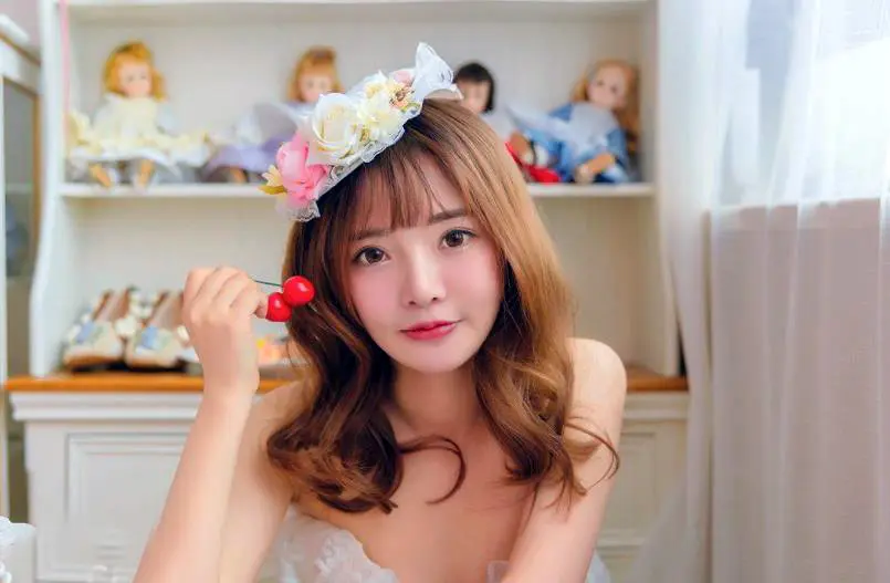 ###资源名输出至变量<br />
《SILK》