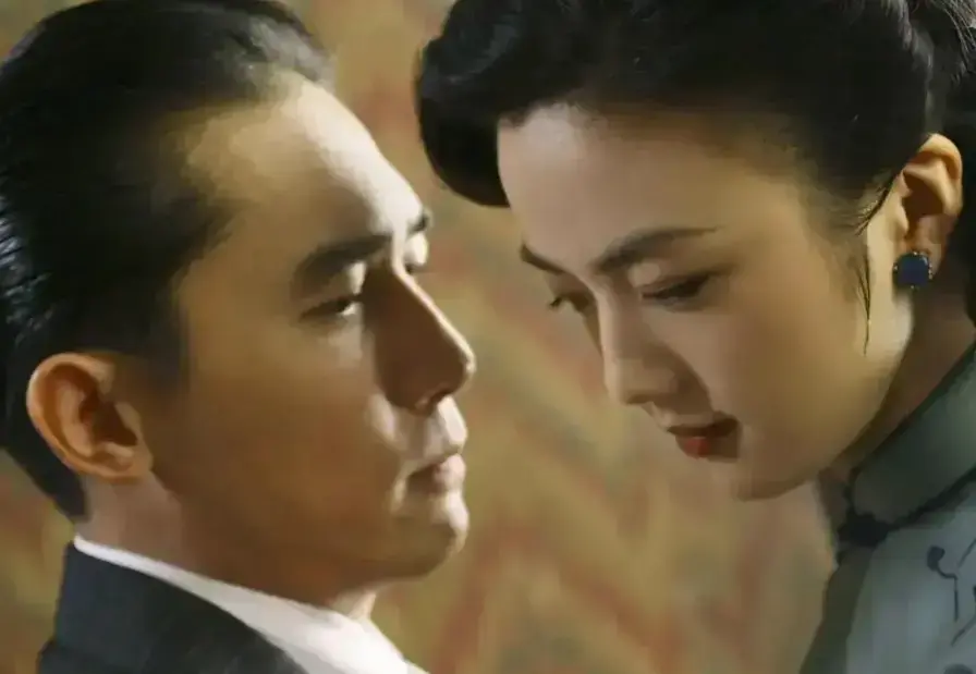 免费下载《色戒》电影完整版，了解《色戒》详情介绍，高清在线观看热门电影《色戒》-VS影院