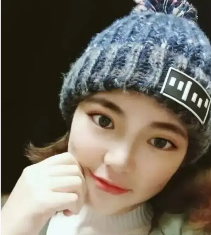 《洛阳女法官刘亚格未删减视频》曝光！PDF细节披露，女法官刘亚格同时约会三男友，无删减内容免费看！